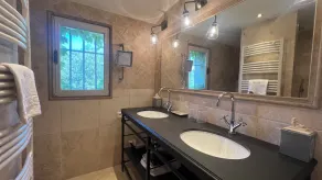 Villa Maya Large villa and amazing pool in Luberon - Image 2