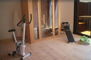 CONSTRUCTION EN BOIS AVEC VUE SUR LA BAIE DE DOUARNENEZ - Image 3