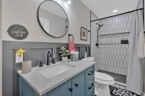 Cozy,Convenient home in Downtown - Image 5