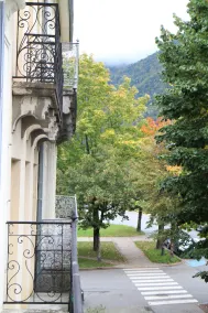 Cosy alpine apartment in Pyrenees town - Image 4