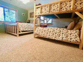 Majestic Mountain Getaway - Jenson's TreeHouse, a Spacious Cabin Retreat. - Image 5