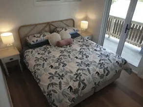 Luxurious brand new large family house w air con - Image 3