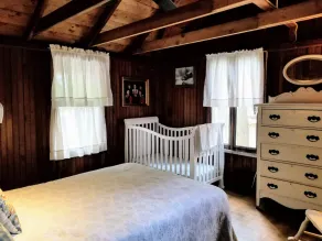 Stor Shadywood Cottage med Ombryd omkring Porch - Image 5