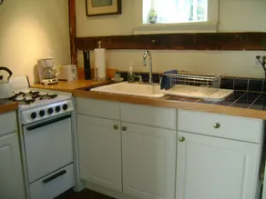 Charming Woodstock Teahouse Cottage vom Sawkill Creek Forellenbach - Image 5