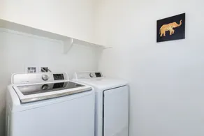 Cozy New 4Bedroom 4Bath home Chino 安靜小區4房4衛新房整租 - Image 2