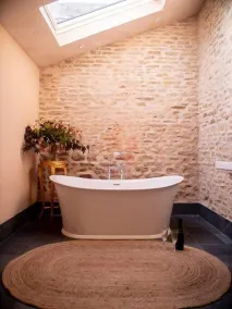 Hen Party Cottage with Spa & Catering: up-to 10 guests - Image 5