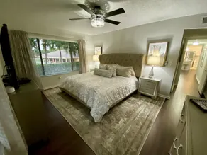 Nouveau à la location, incroyable condo rénové 2bd / 2bath dans le parcours de golf PGA National - Image 4