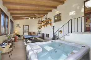 OFFRE SPÉCIALE! Maison immense, en bas de la ville, 15 personnes! JACUZZI! NOUVEAU REMODEL! - Image 2