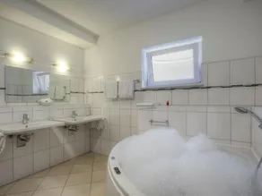 Bergsuite Südseite, Luxury Suite, Whirlpool 4-11 nights - Waldhotel Sonnenberg - Image 2