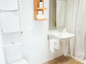 Apartment 2 Bedrooms 8951 - Image 3