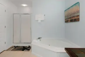 Ruhiger Rückzugsort mit überdachtem Pool – Haustierfreundlicher Urlaub! - Image 3