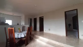 House 50m from the beach with a side view of the sea. - Image 4