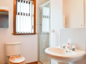 3 bedroom accommodation in Portknockie - Image 2