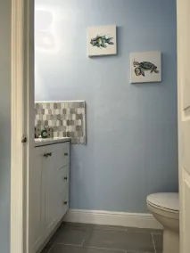 newly renovated, three-bed stylish town house walking distance to camping world - Image 5