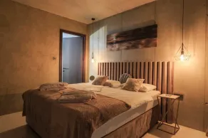 Luxury Villa Allure with heated pool, sauna, jacuzzi & gym - Image 2