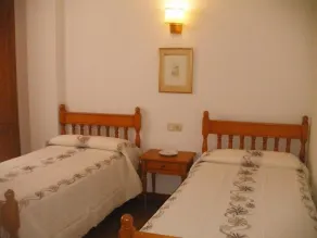Nice apartment, 4 persons, at the coast, only 3 min. from beach. - Image 4