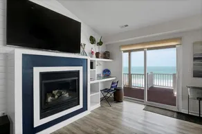 Oceanfront Bliss - Spacious Beach Cottage for up to 11 Guests - Image 3