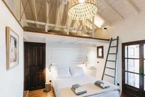 Villa Artemida - Three Bedroom Villa, Sleeps 8 - Image 4