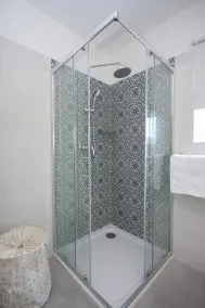One Bedroom Apartment With sea View - Image 2