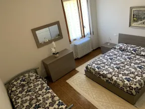 LUXURY bright apartment near BELLAGIO - Image 5