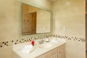 Luxury Holiday 3 Bedroom Villa w/ private pool & air conditioning.  Sleeps 7-9 - Image 3