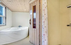 Beautiful home in Jerup with kitchen - Image 4