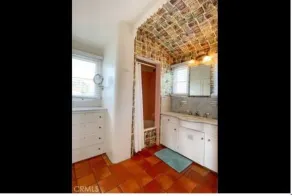 Stunning Loft in Laguna Beach. Steps away from the beach. - Image 2