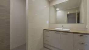 7 Kestrel Place - Luxurious Marina Home with a Private Jetty and Pool - Image 4