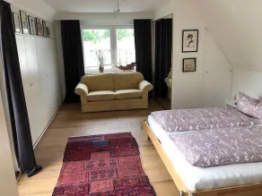 \"Family\" apartment (85 m²) with a balcony and access to the garden - Image 5