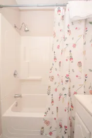 Fairmount Convenient + Rummelig 4Bed / 2Bath - 9 sovepladser - Image 4