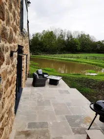 Stunning lake view - Image 5