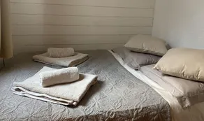 Apartment for 4 people, 5 minutes from the ocean, 5-minute walk from downtown and the harbor - Image 2