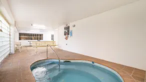 Bay Parklands 23 - Ground floor unit with air con, complex pool, spa, tennis court - Image 3