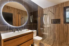 Holiday Home 'Rincón De La Fontana' with Mountain Views, Wi-Fi & Air Conditioning - Image 2