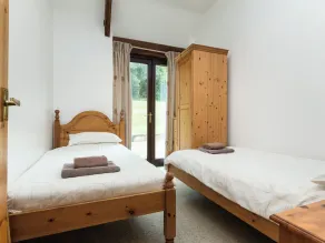 3 bedroom accommodation in Foxcote, near Radstock - Image 5