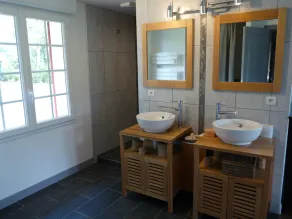 ---- The cottage --- - Image 2
