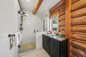 The Broadmeadow Cabin - VR-25-0005 cabin - Image 2