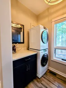 Bear Mountain Cottage - Image 2