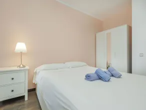 Beautiful apartment for 4 people with WIFI, TV and balcony - Image 4
