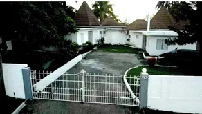 Windy Villa Sleeps 8 /Free Wifi & Airport Pickup - Image 5