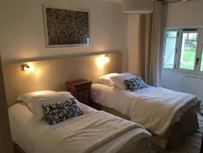 Longé i en etage dækket med plader i SVART PERIGORD. - Image 4
