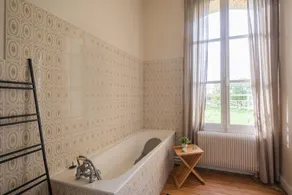 Holiday home adjoining a château - Image 5