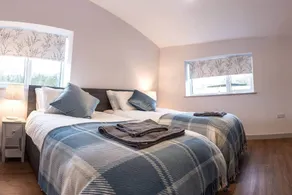 Stunning 4 Bedroom Barn Conversion in Rural Devon - Image 2