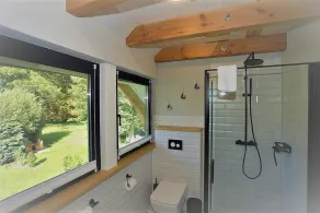 Picturesquely situated thatched-roof house in a large park-like garden - Image 5