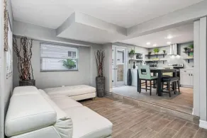 2 bedroom House in Clearwater w/access to Swimming Pool - Image 3