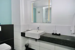 Simon's Town Quayside Hotel - Image 2