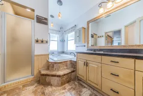 WOW…..beaches just 2 miles away, heated pool, hot tub and room for boat or RV. - Image 3