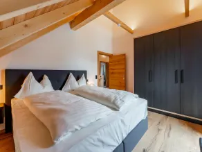 Large double chalet with garden near ski resort - Image 5