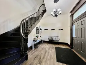 Newly Renovated Historic mansion ☆ 8 Bedrooms - Image 3