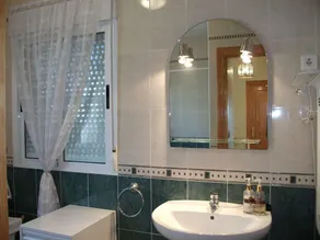 Beautiful independent villa with private pool, pets welcome - Image 5